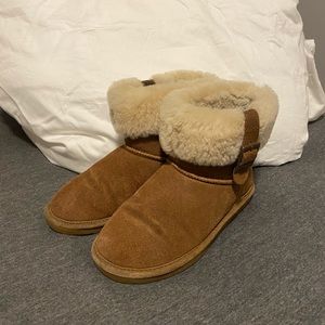 BearPaw boots sherpa style Sz 6
